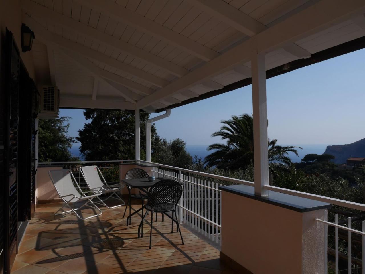 Villa Caprile Massa Lubrense Cameră foto